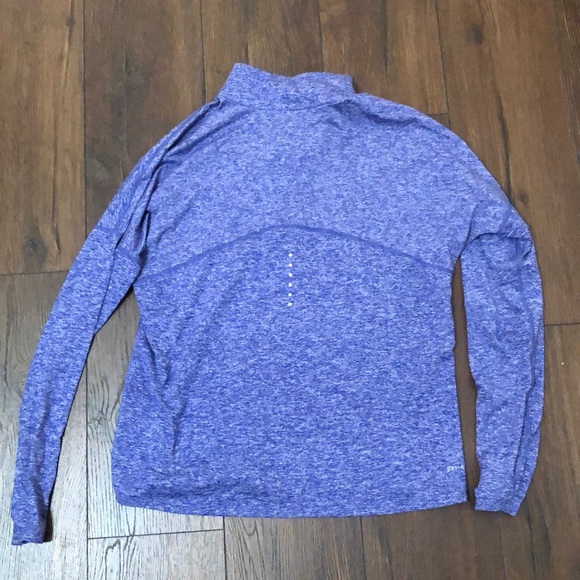 Nike Dri-Fit Pullover - Picture 4 of 4